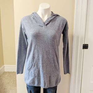 💘 Cyrus hooded Heather blue sweater.